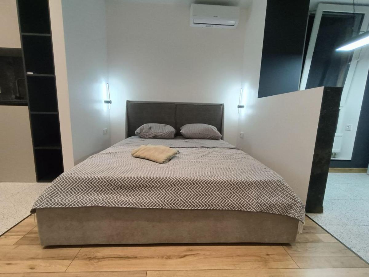 Ferienwohnung Жк Аржанова Dnipro Exterior foto